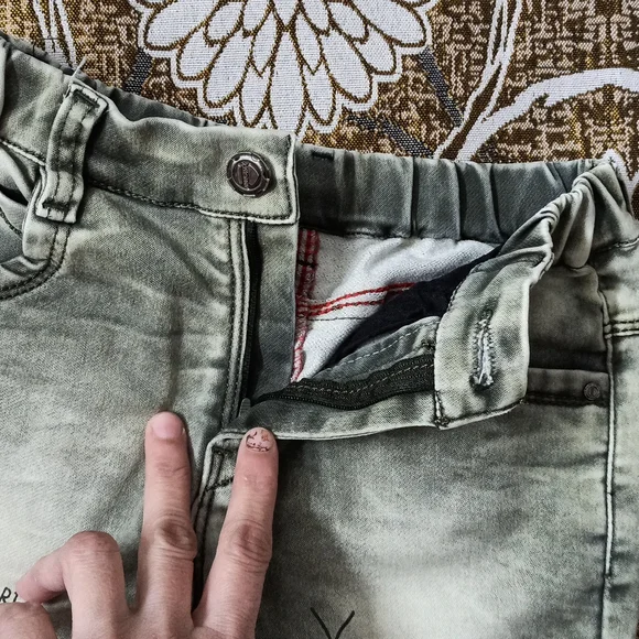 Kids Jeans - Picture 8 of 9